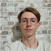 Étudiant en école d'ingénieur, je suis la pour aider qui le souhaite